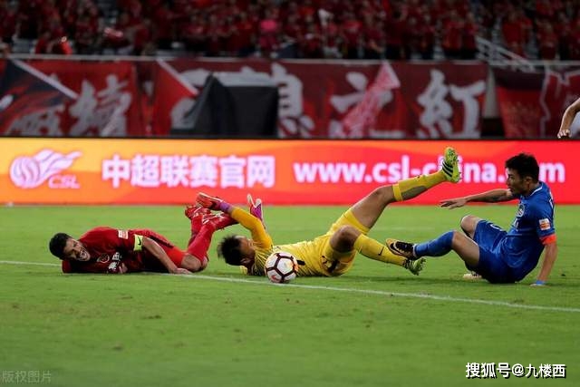 爱德华兹砍下21分全场最佳，助森林狼领先热火